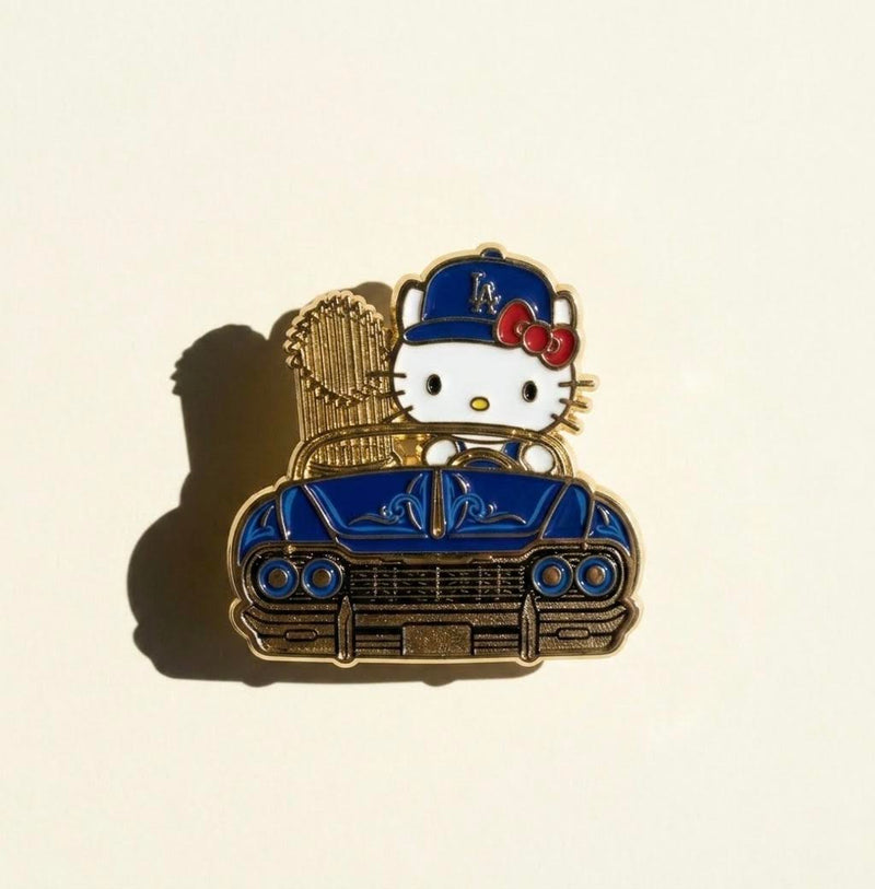 Hello Kitty Carpool WS Trophy Pin