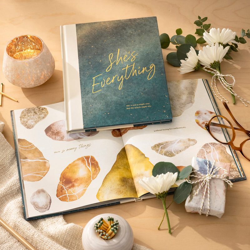 She's Everything : A Women’s Empowerment Gift Book