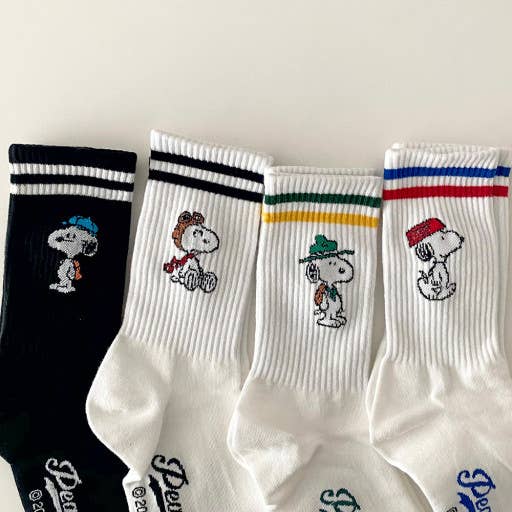 Peanuts Variety Snoopy Crew Ankle Socks - Black Line