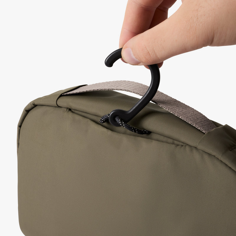 Hanging Toiletry Kit - SeaKelp