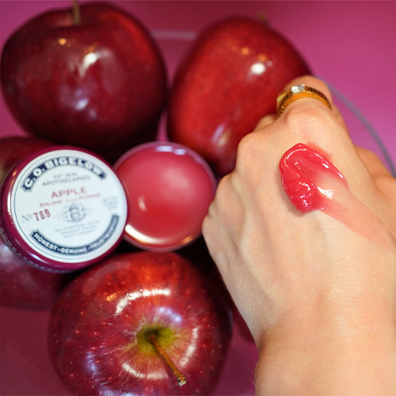 Apple All-Purpose Salve Tin No. 789 salve texture