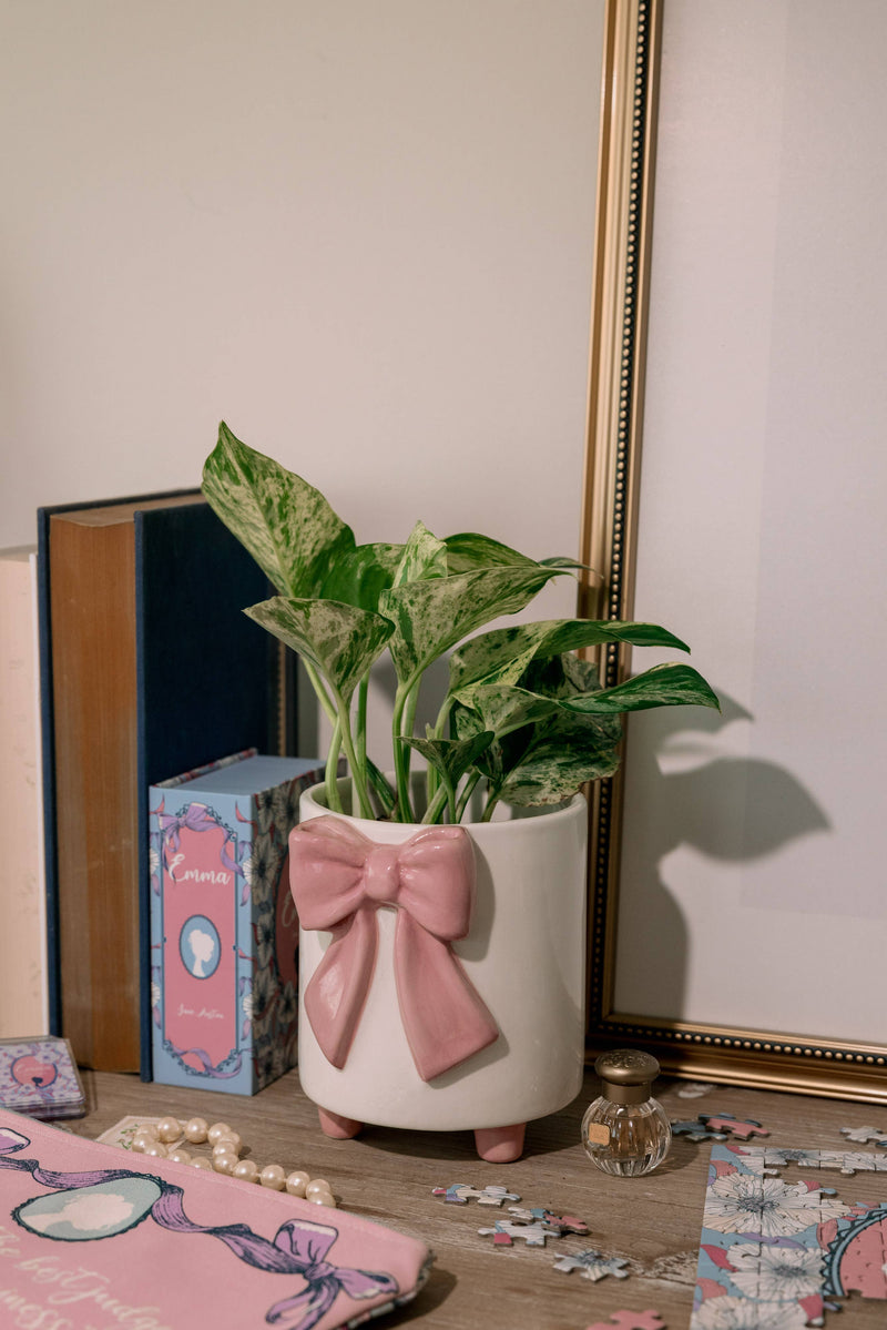 Footed Planter, Pink Bow