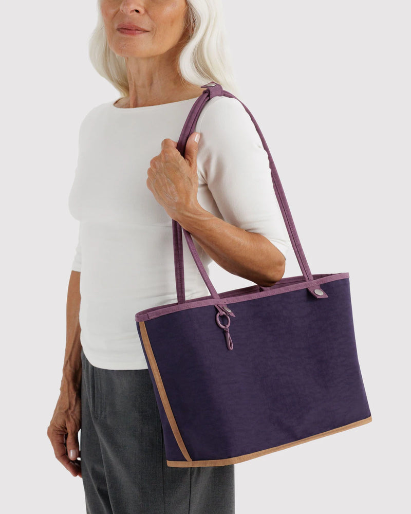 Medium Nylon Reversible Tote | Fall 2026