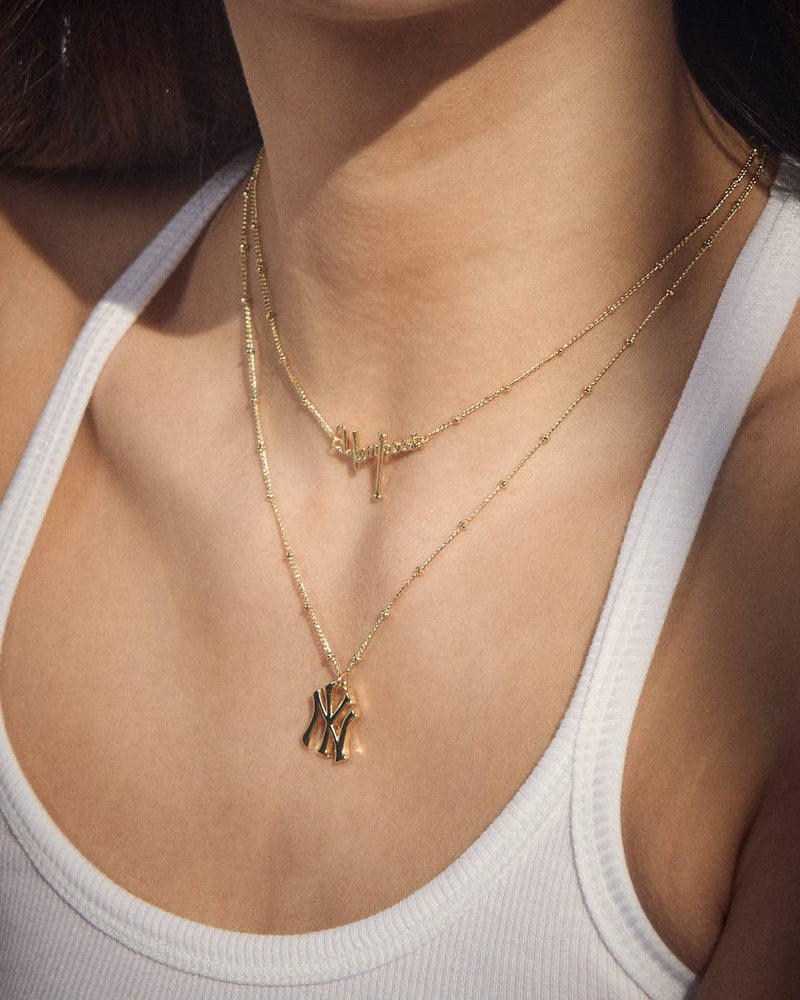 The MLB Nameplate Pendant Necklace- Gold: LA Dodgers