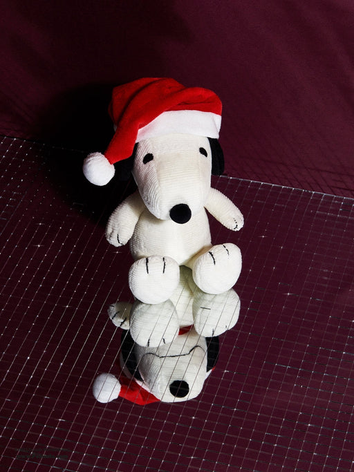 Snoopy with Christmas Hat - 7"