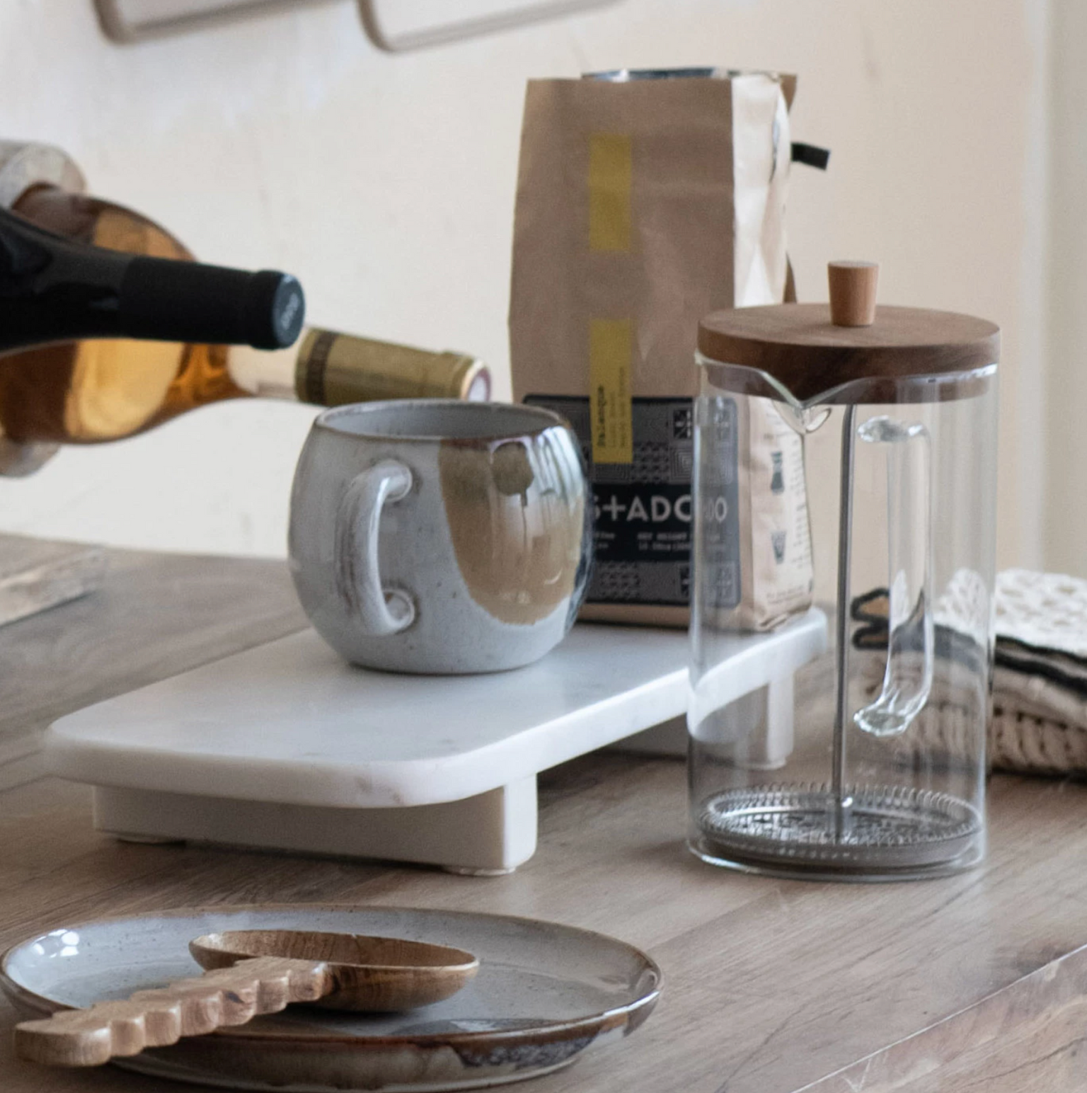COFFEE + TEA — LOCAL FIXTURE