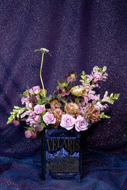Large Book Vase, Night Court - Velaris