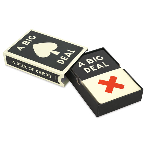 CHRONICLE BOOKS BOOK A Big Deal Giant Playing Cards