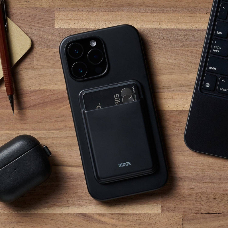 MagSafe Cardholder - Matte Black: Matte Black