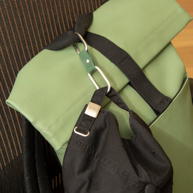 KIKKERLAND Keychain Dual-Clip Buddy