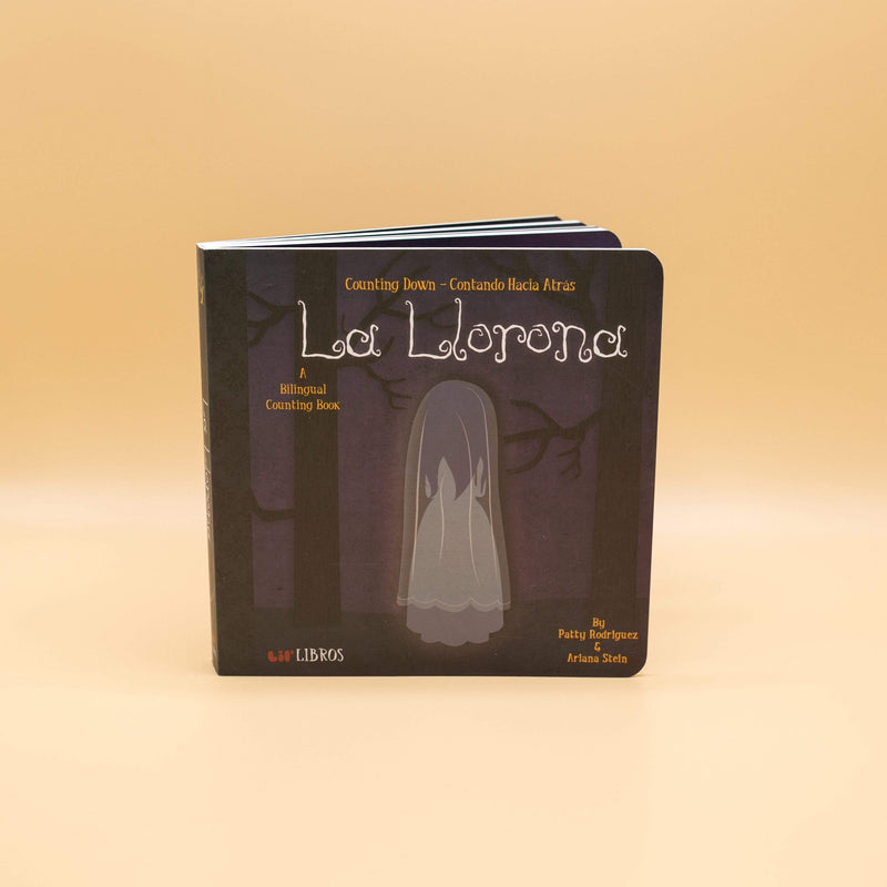 GIBBS SMITH BOOK La Llorona: Counting Down / Contando hacia atrás