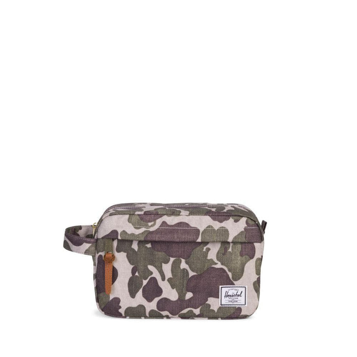 HERSCHEL SUPPLY COMPANY LUGGAGE FROG CAMO Chapter Travel Kit